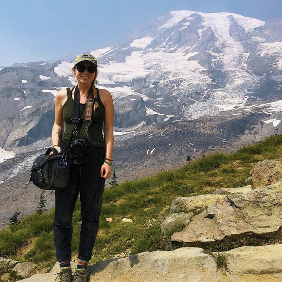 Meet your Posher, Claire - Picture 1 of 1